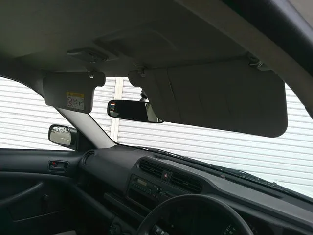 サクシードバン　４ＷＤ（トヨタ）の車両写真