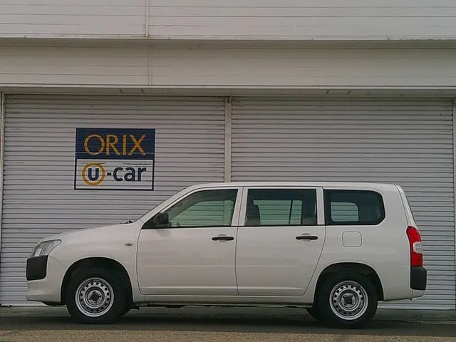 サクシードバン　４ＷＤ（トヨタ）の車両写真
