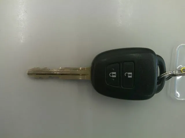 サクシードバン　４ＷＤ（トヨタ）の車両写真