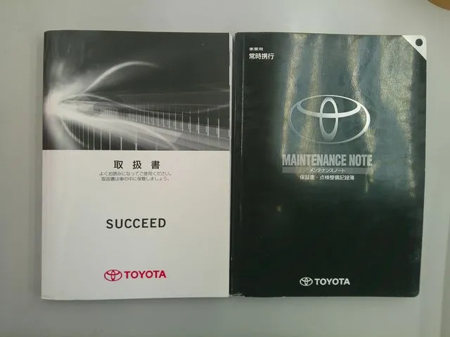 サクシードバン　４ＷＤ（トヨタ）の車両写真