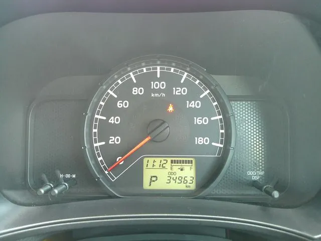 サクシードバン　４ＷＤ（トヨタ）の車両写真