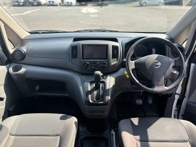 NV200バネットバン(ニッサン)の車両写真