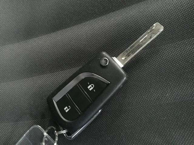 ヤリス（トヨタ）の車両写真