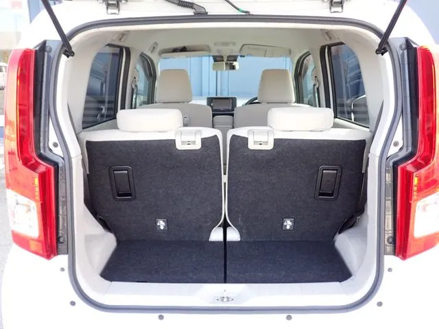 ムーヴ（ダイハツ）の車両写真