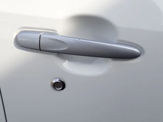 ムーヴ（ダイハツ）の車両写真