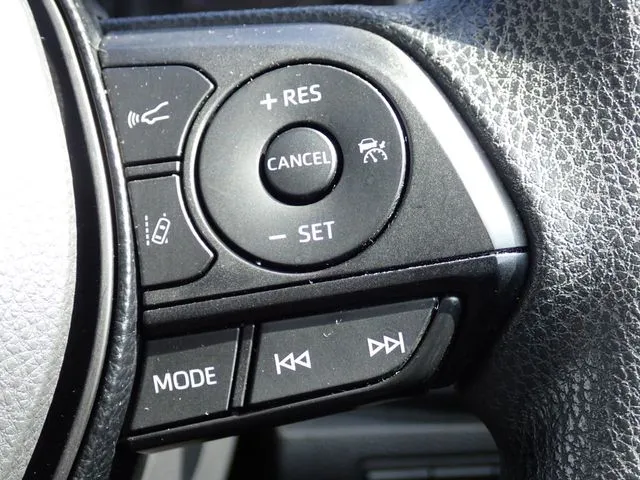 カローラ　ツーリング　ハイブリッド（トヨタ）の車両写真