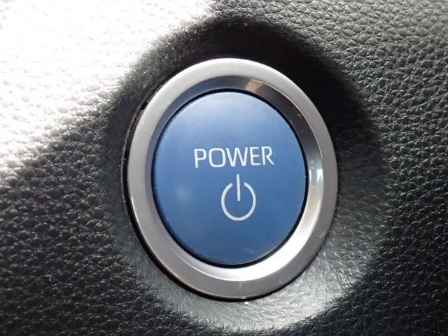 カローラ　ツーリング　ハイブリッド（トヨタ）の車両写真