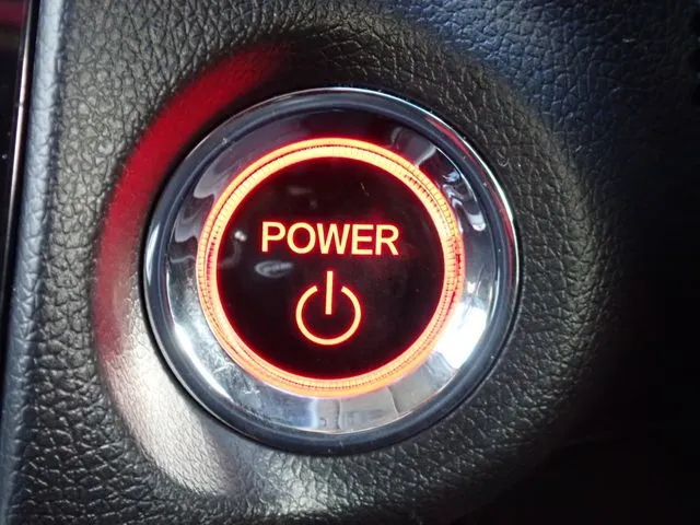 シャトル　ハイブリッド（ホンダ）の車両写真