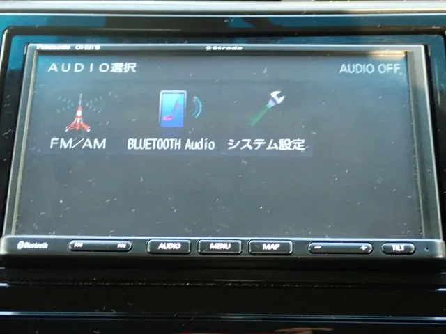 シャトル　ハイブリッド（ホンダ）の車両写真