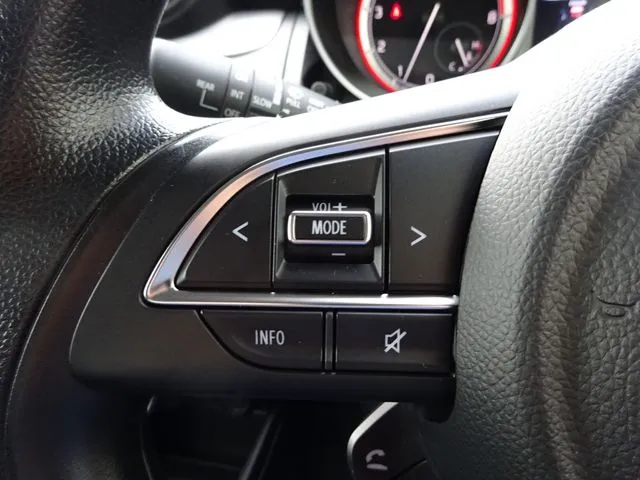 スズキ スイフト 4WD