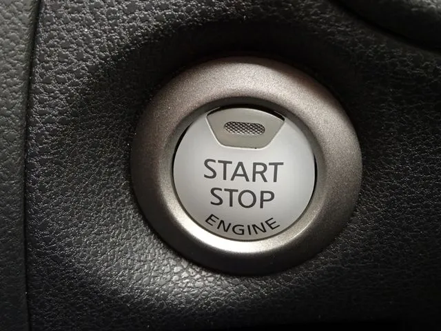 ノート（ニッサン）の車両写真