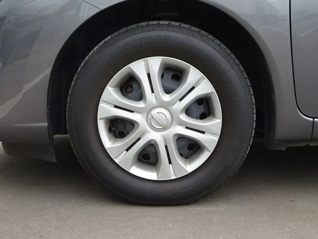 ノート（ニッサン）の車両写真