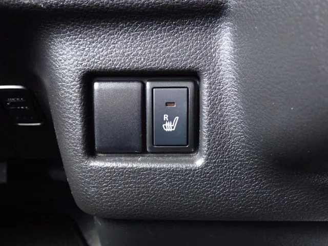 スペーシア（スズキ）の車両写真