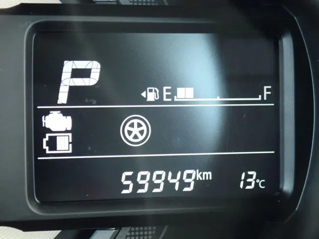 スペーシア（スズキ）の車両写真