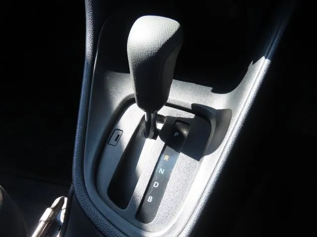 ヤリス(トヨタ)の車両写真