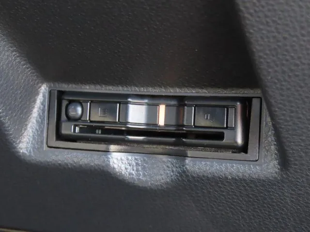 ヤリス(トヨタ)の車両写真