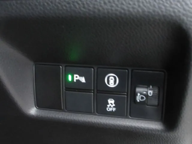 フィット e:HEV(ホンダ)の車両写真