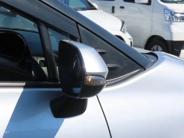 シエンタ(トヨタ)の車両写真