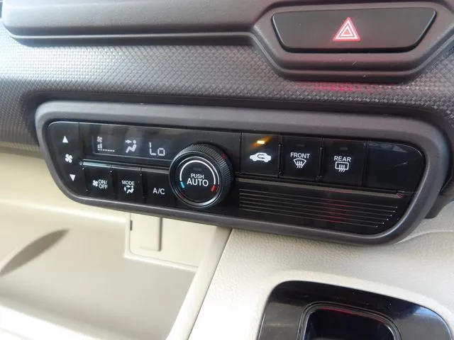 ホンダ　Ｎ　ＢＯＸ