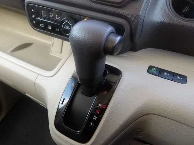 ホンダ　Ｎ　ＢＯＸ