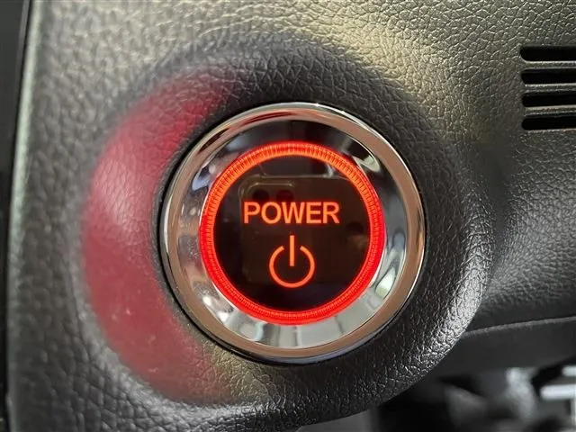 シャトル　ハイブリッド（ホンダ）の車両写真