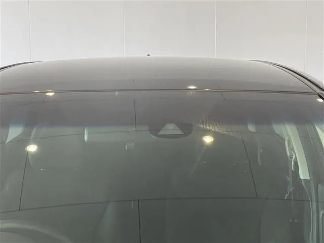 シャトル　ハイブリッド（ホンダ）の車両写真