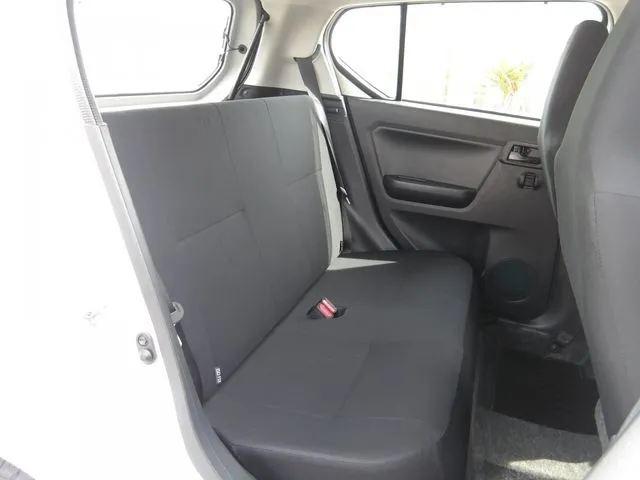 ダイハツ　ミラ　イース