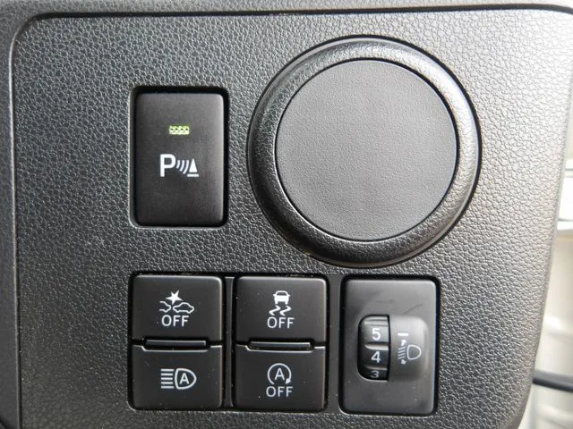 ダイハツ　ミラ　イース