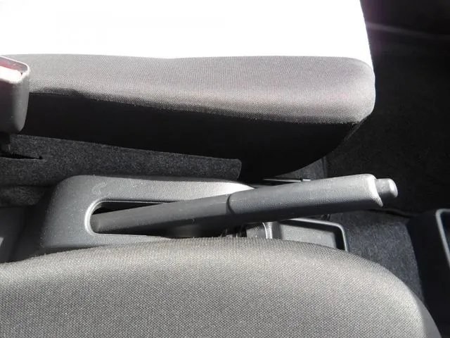 ダイハツ　ミラ　イース