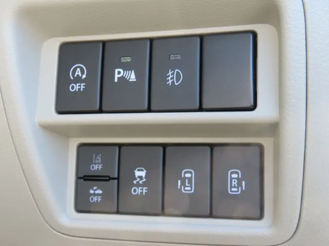 エブリイワゴン 4WD(スズキ)の車両写真