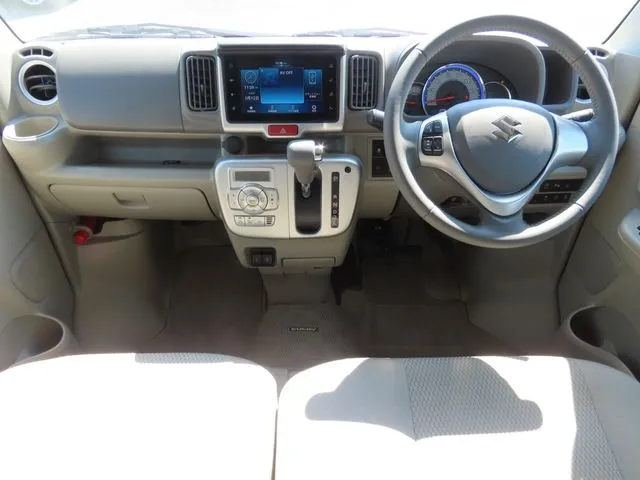 エブリイワゴン 4WD(スズキ)の車両写真