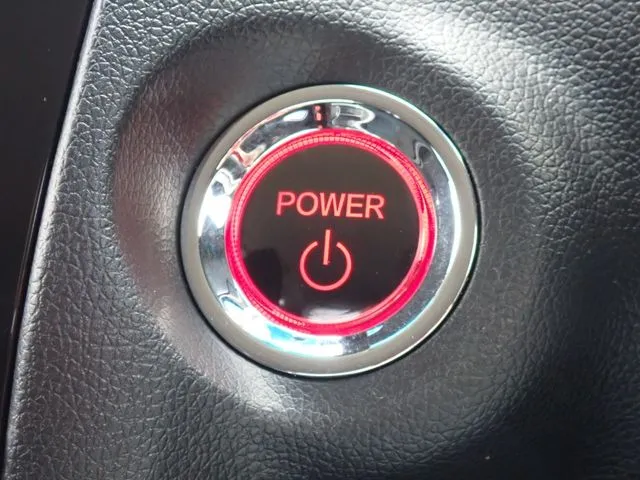 シャトル ハイブリッド 4WD(ホンダ)の車両写真