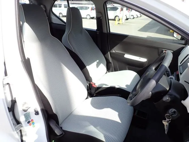 アルト(スズキ)の車両写真