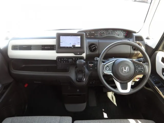 ホンダ　Ｎ　ＢＯＸ