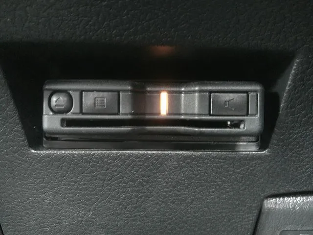 カローラフィールダー 4WD(トヨタ)の車両写真