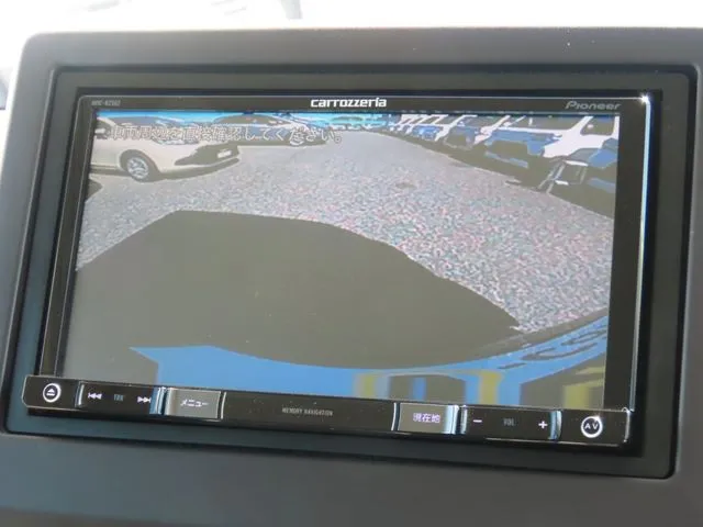 N BOX(ホンダ)の車両写真