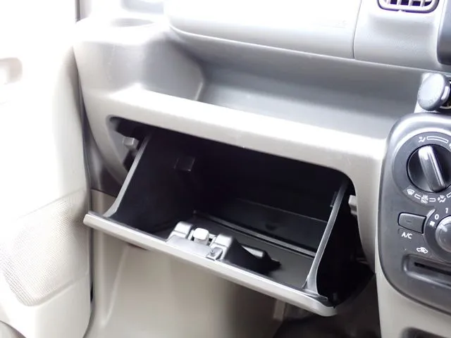 エブリイバン（スズキ）の車両写真