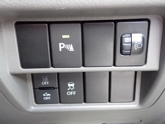 エブリイバン（スズキ）の車両写真