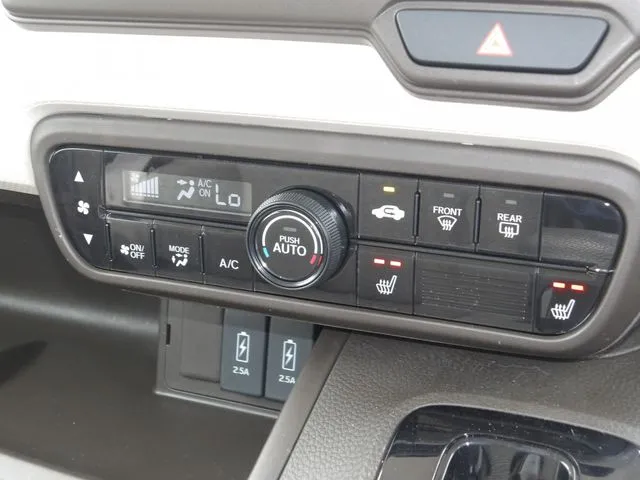 ホンダ　Ｎ　ＢＯＸ