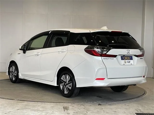 シャトル ハイブリッド(ホンダ)の車両写真