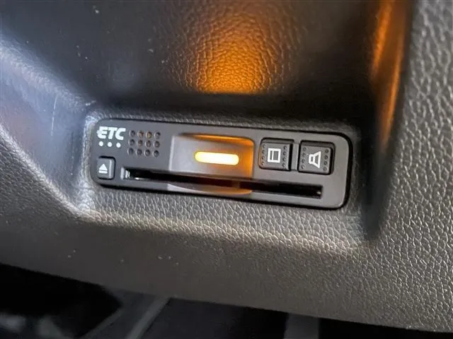 シャトル ハイブリッド(ホンダ)の車両写真