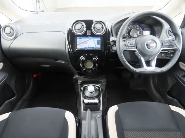 ニッサン ノート