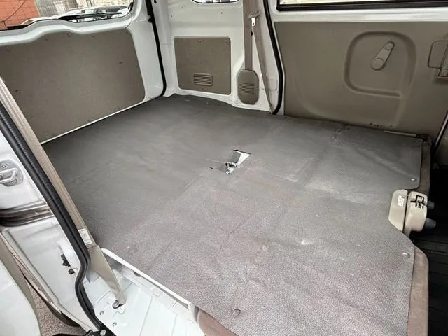 ＮＶ１００クリッパー（ニッサン）の車両写真