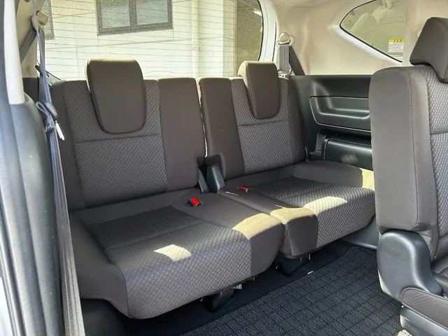 フリード（ホンダ）の車両写真