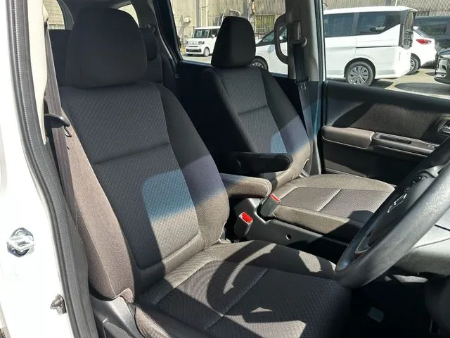 フリード（ホンダ）の車両写真