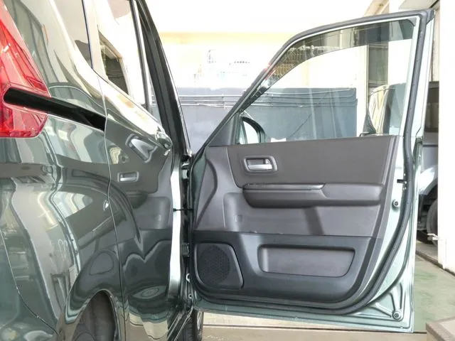 フリード　ハイブリッド（ホンダ）の車両写真