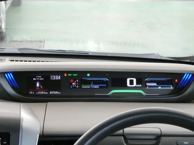 フリード　ハイブリッド（ホンダ）の車両写真