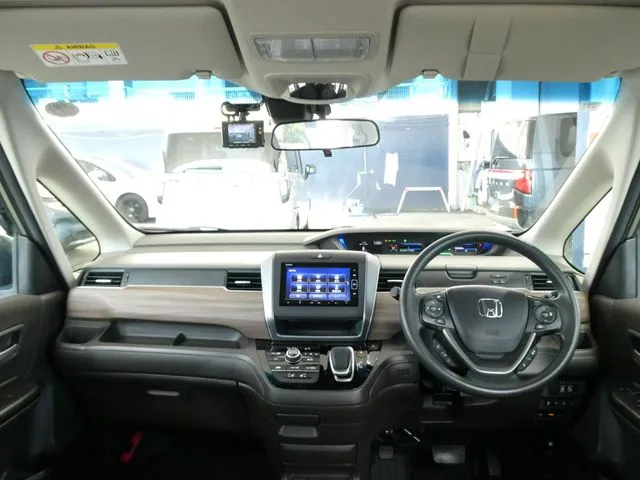 フリード　ハイブリッド（ホンダ）の車両写真