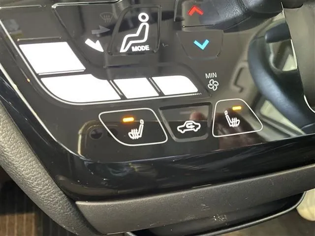 デリカ　ミニ（ミツビシ）の車両写真