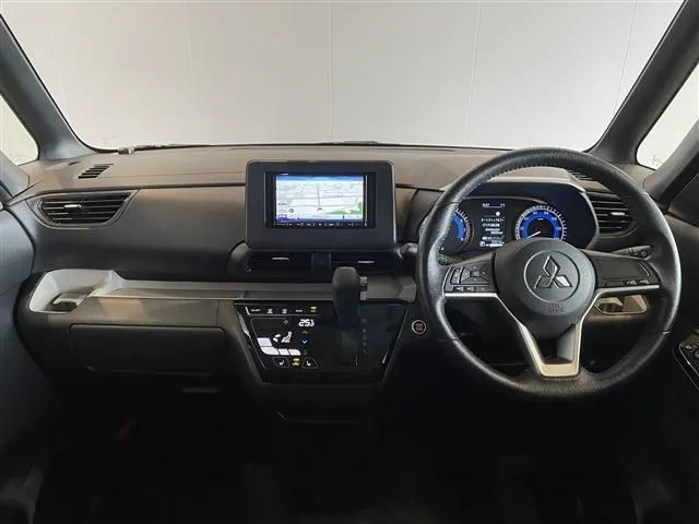 デリカ　ミニ（ミツビシ）の車両写真